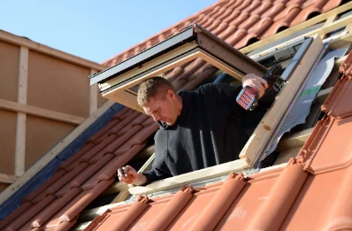 Pose de fenêtres de toit Velux à Lanrivain